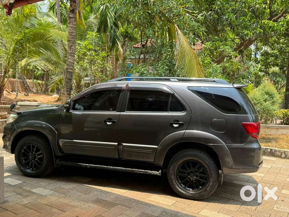 Toyota Fortuner 2015 Diesel Well Maintained