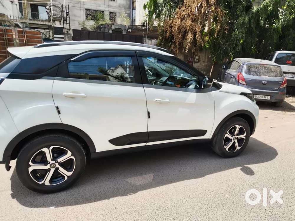 Tata Nexon 1.2 Revotron Xz Plus Hs Dark Edition, 2022, Petrol
