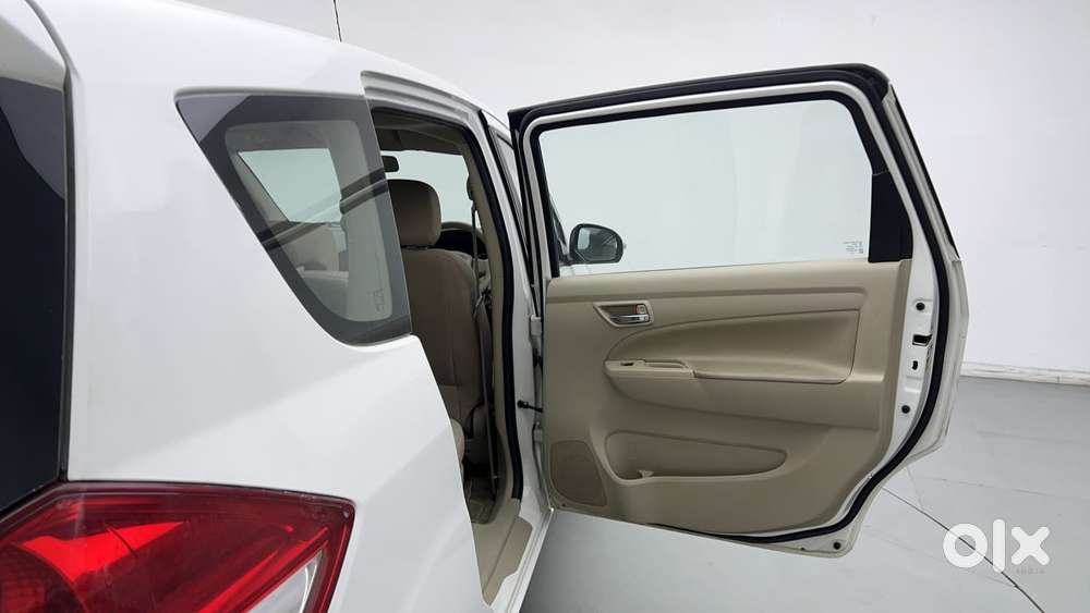 Maruti Suzuki Ertiga 2012-2015 Vxi Cng, 2017, Cng & Hybrids