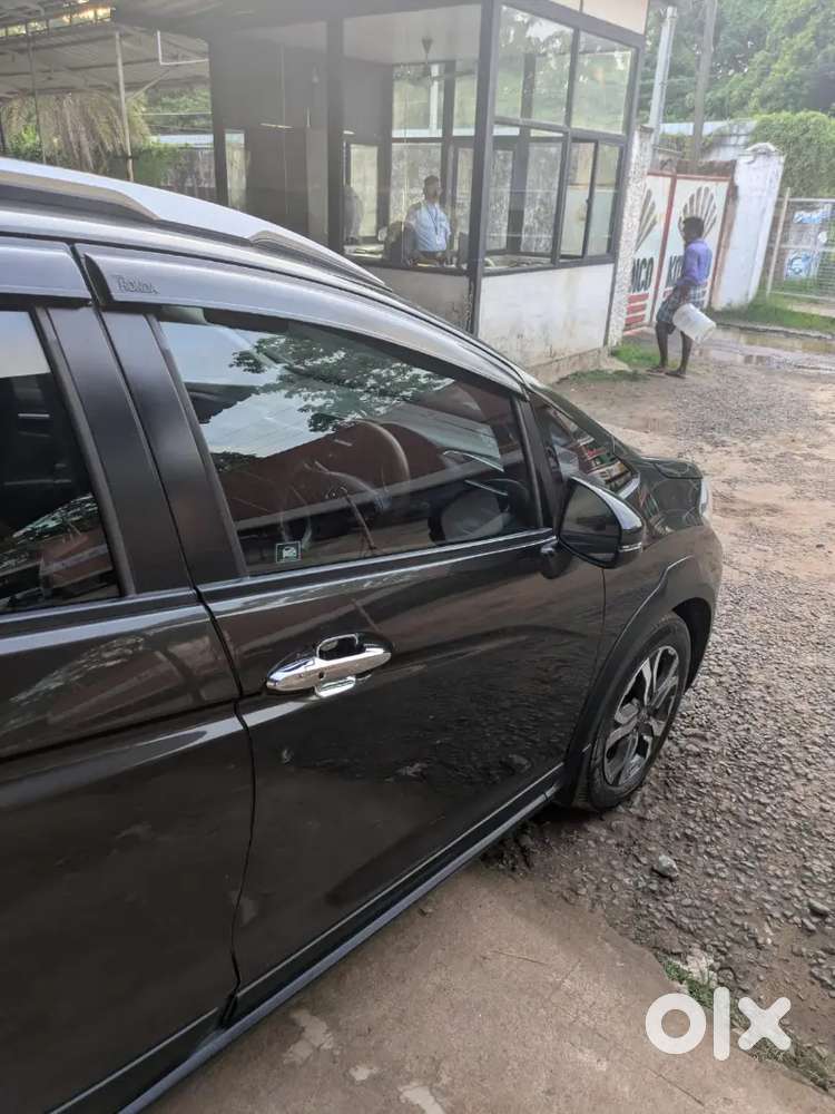 Dealer Service Sparingly Used Honda Wr-v 2018 Diesel 40000 Km Driven