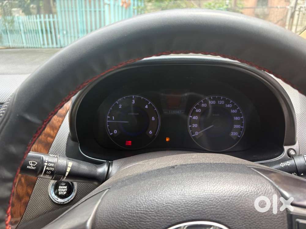 Hyundai Verna 1.6 Sx (o) Crdi, 2017