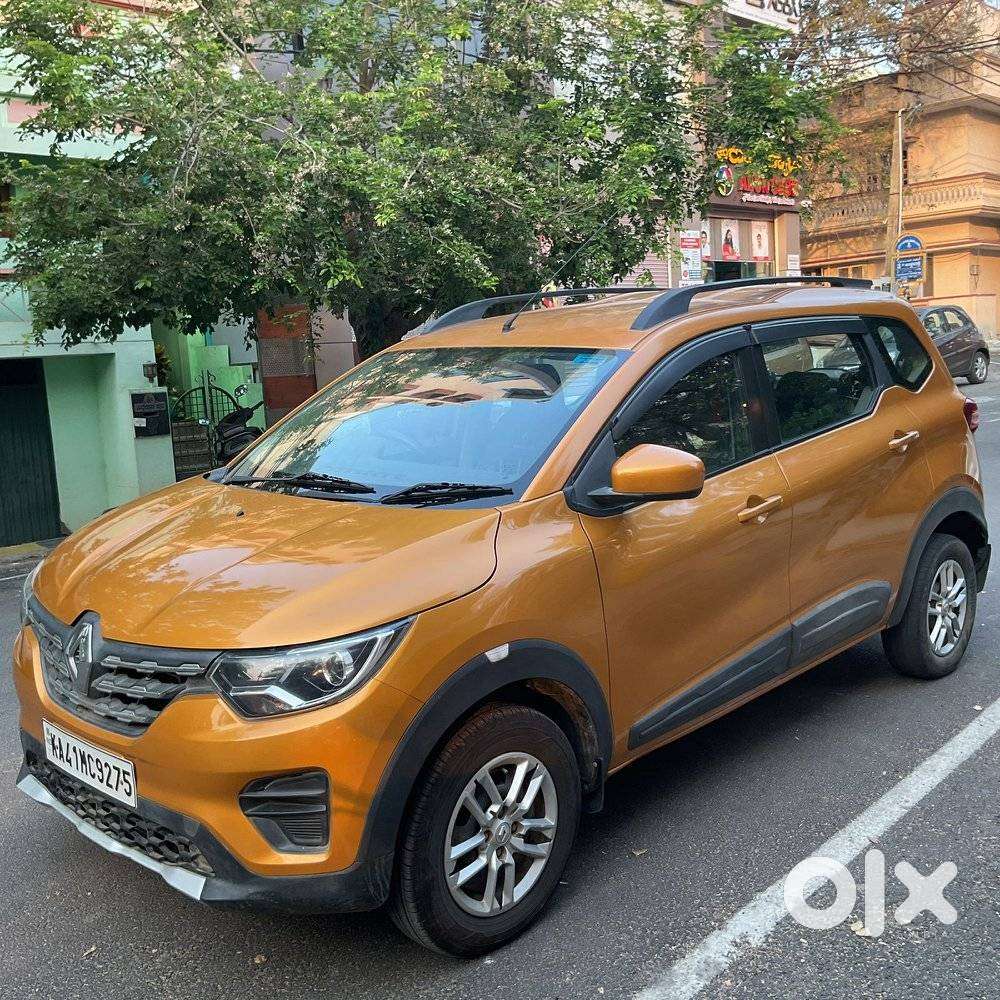 Renault Triber Rxt, 2021, Petrol
