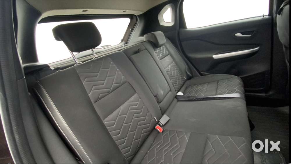 Nissan Magnite 1.0 Xv Premium Turbo Cvt, 2021, Petrol