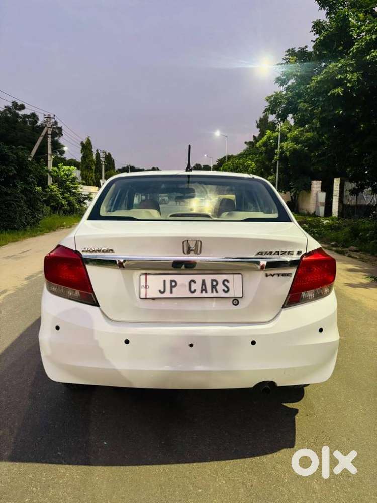 Honda Amaze S Mt I-vtec, 2014, Petrol