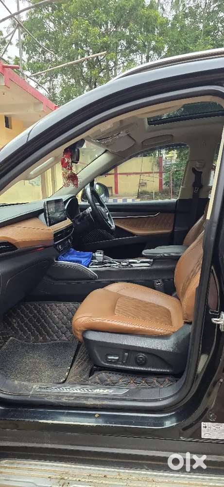 Mg Gloster Savvy  4wd   Diesel Automatic