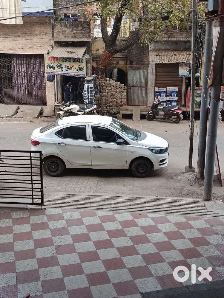 Urgent Salee Tata Tigor Ev 2022 With Free Charger.