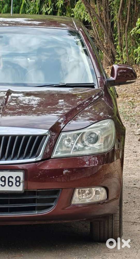 Skoda Laura Elegance 2.0 Tdi Cr Mt, 2012, Diesel