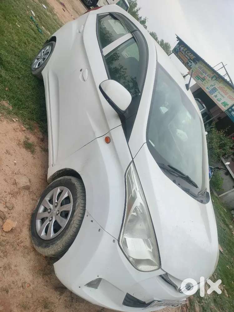 Hyundai Eon 2012 Petrol Well Maintained