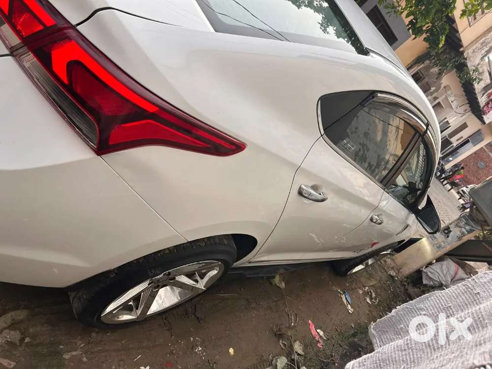 Hyundai Verna 2017 Petrol 82000 Km Driven