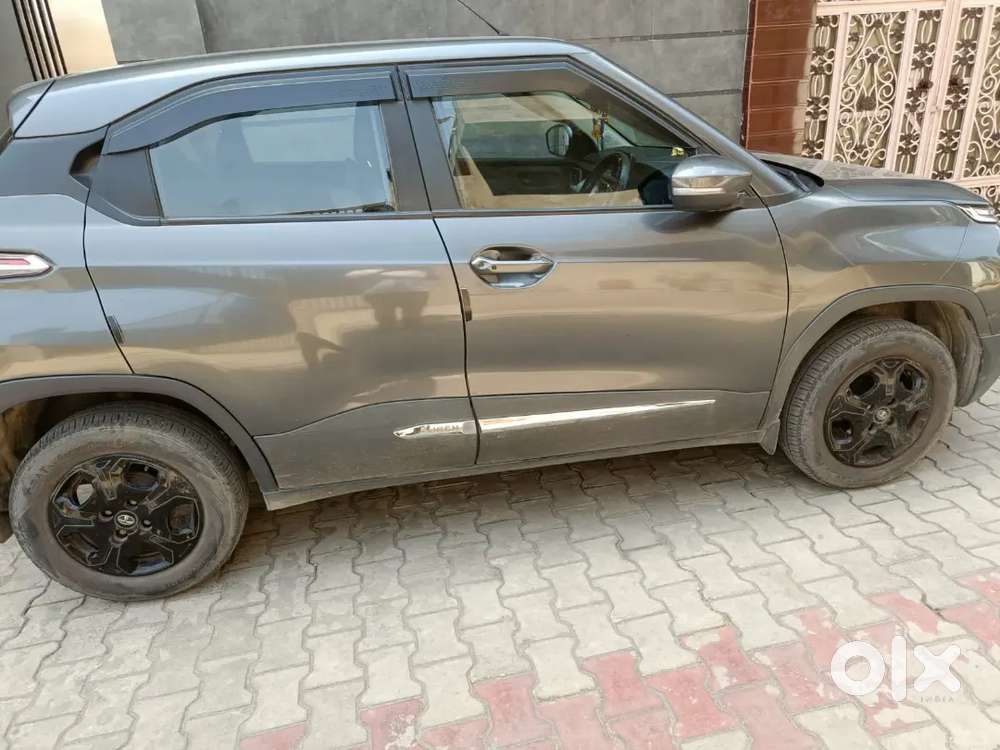 Tata Punch Accomplish Single Owner Dec 2022 Model Petrol