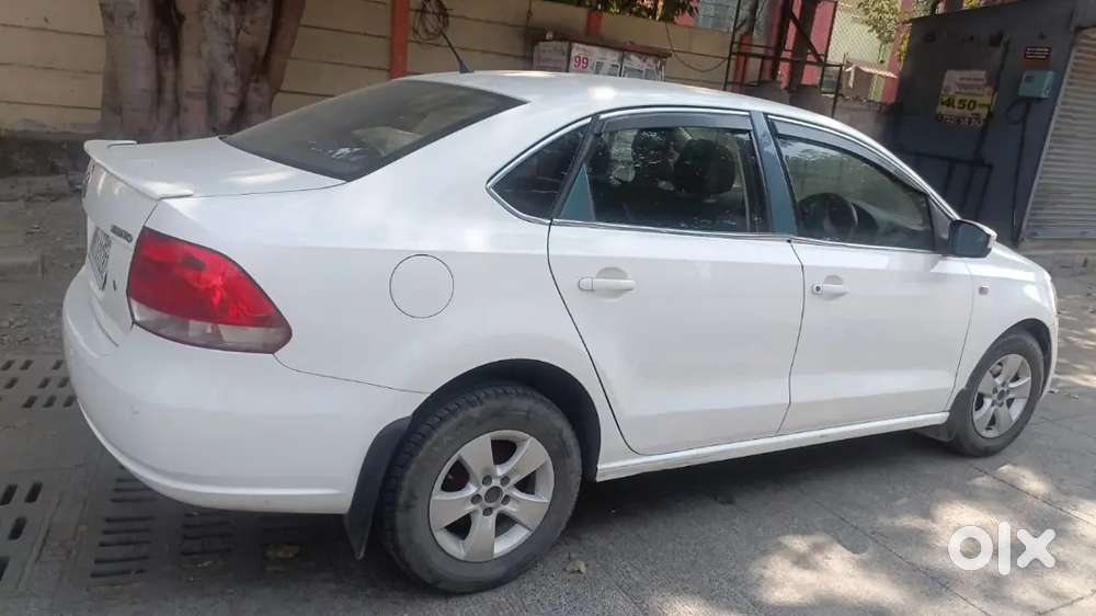 Volkswagen Vento 2011 Highline Petrol Manual