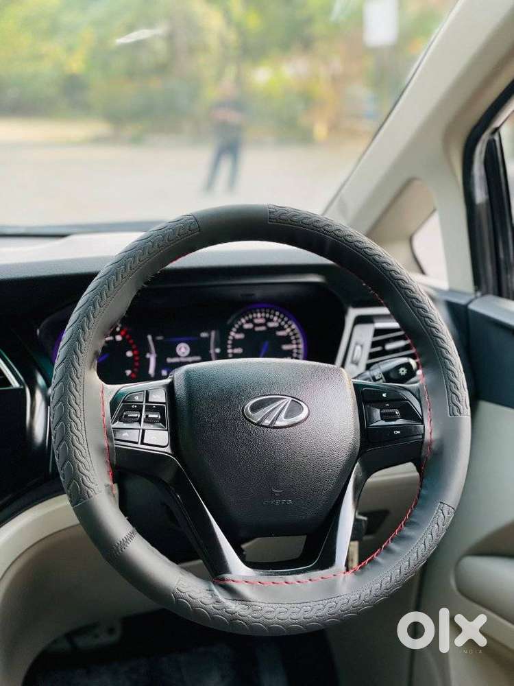Mahindra Marazzo M6, 2019, Diesel