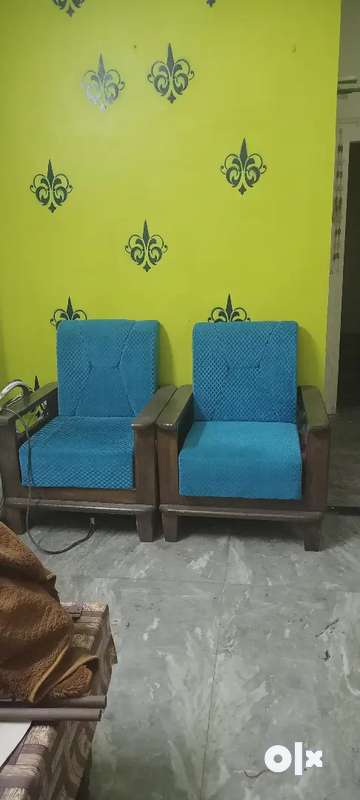 Old sofa deals set olx