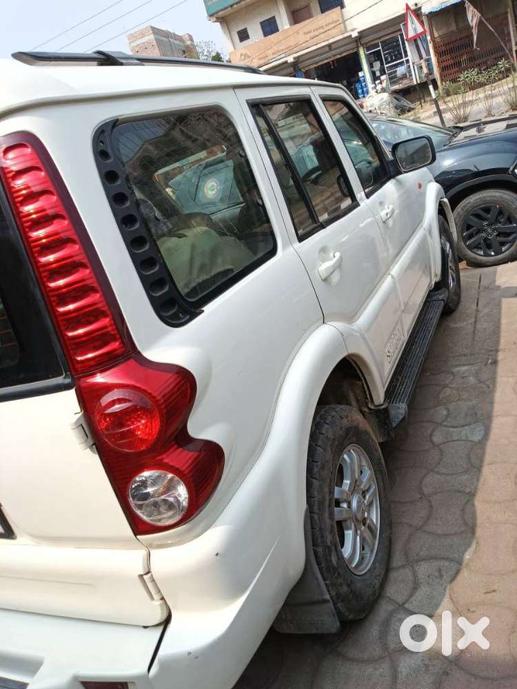 Mahindra Scorpio 2009-2014 Vlx 2wd Airbag At Bsiv, 2014, Diesel