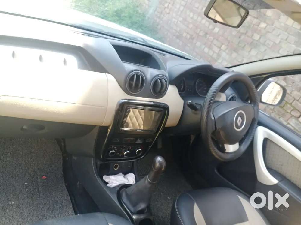 Renault Duster 2013 Diesel 90000 Km Driven