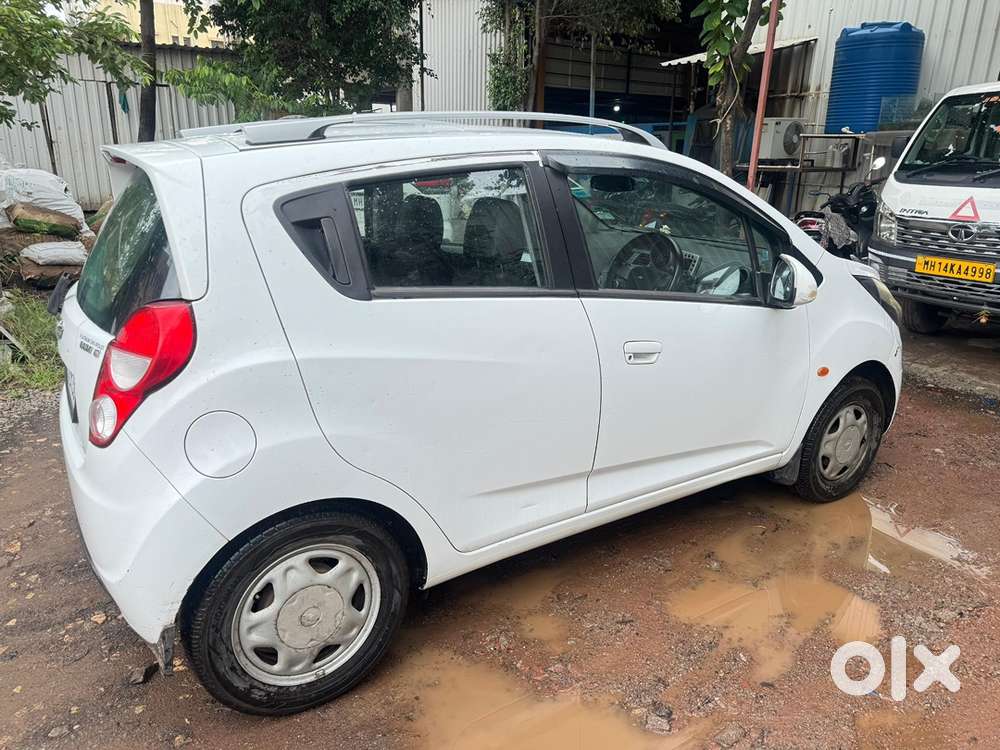 Chevrolet Beat Petrol 2015