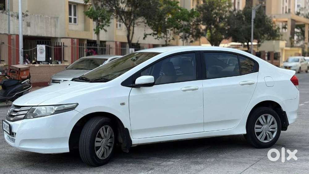 Honda City V Mt Exclusive, 2011, Petrol