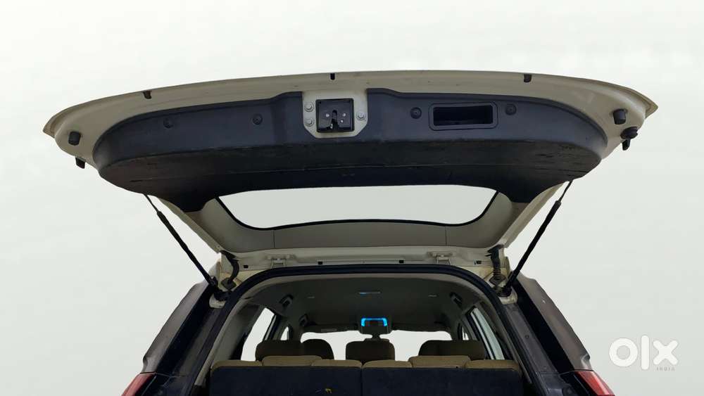 Mahindra Xuv500 W7, 2021, Diesel