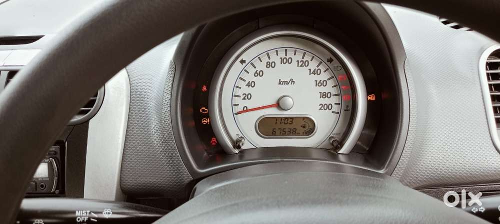 Maruti Suzuki Ritz Vxi, 2010, Petrol