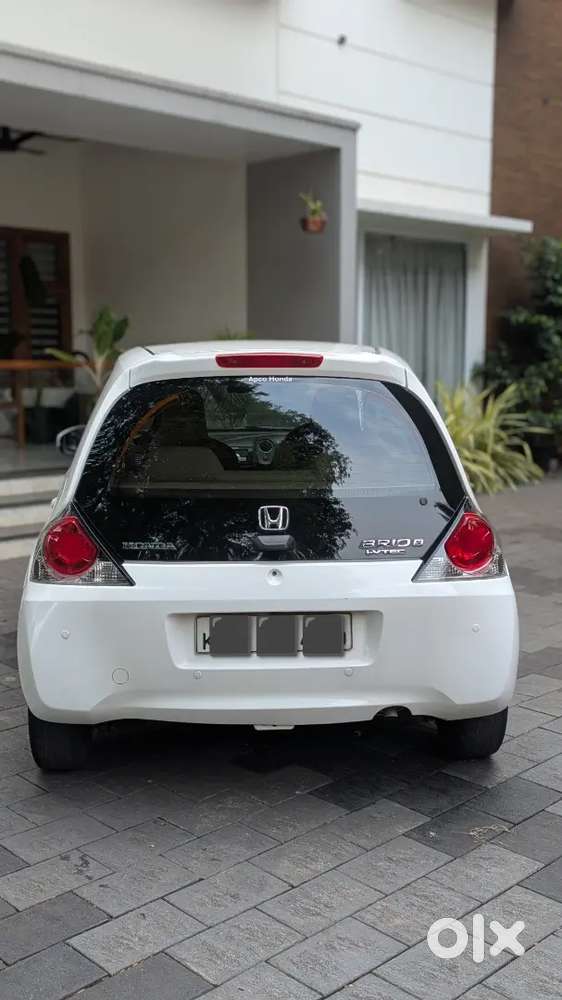 Honda Brio 2015 Petrol Well Maintained