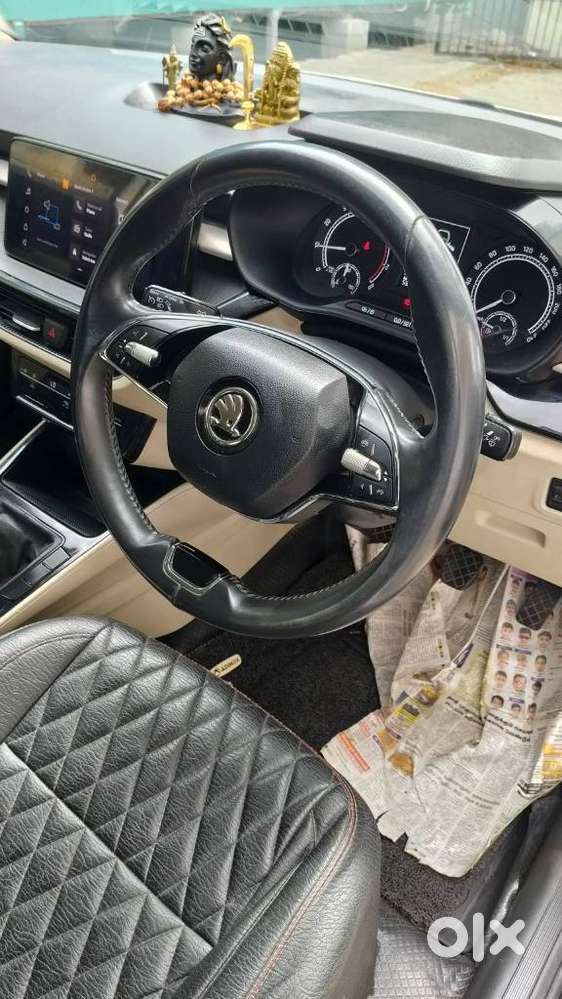 Skoda Slavia 1.0 Ambition Tsi, 2022, Petrol