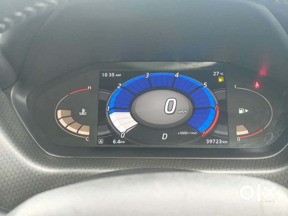 Nissan Magnite 1.0 Xv Turbo Cvt, 2022, Petrol