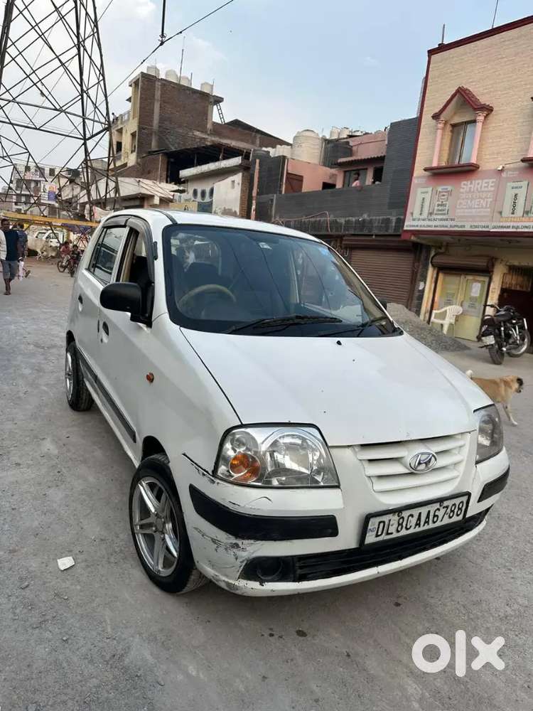 Hyundai Santro Xing Gls 2012 November With Alloy Wheel.