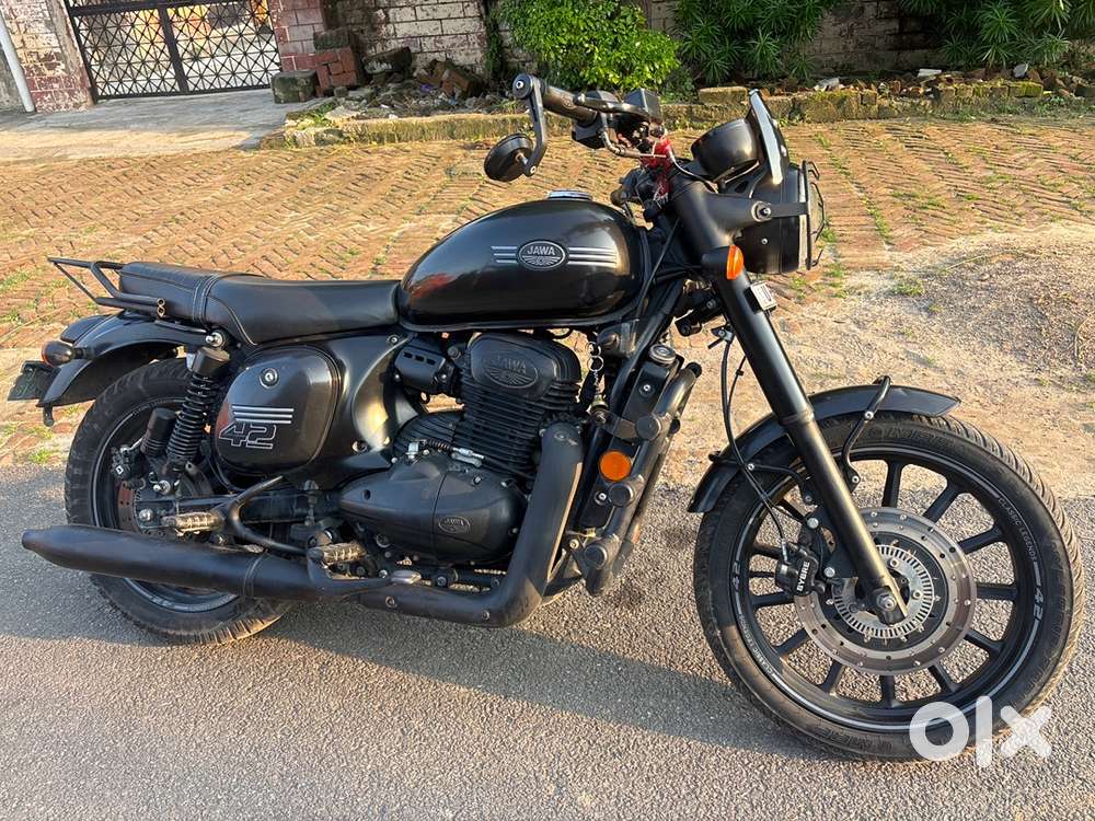 2022 Jawa 42 km driven