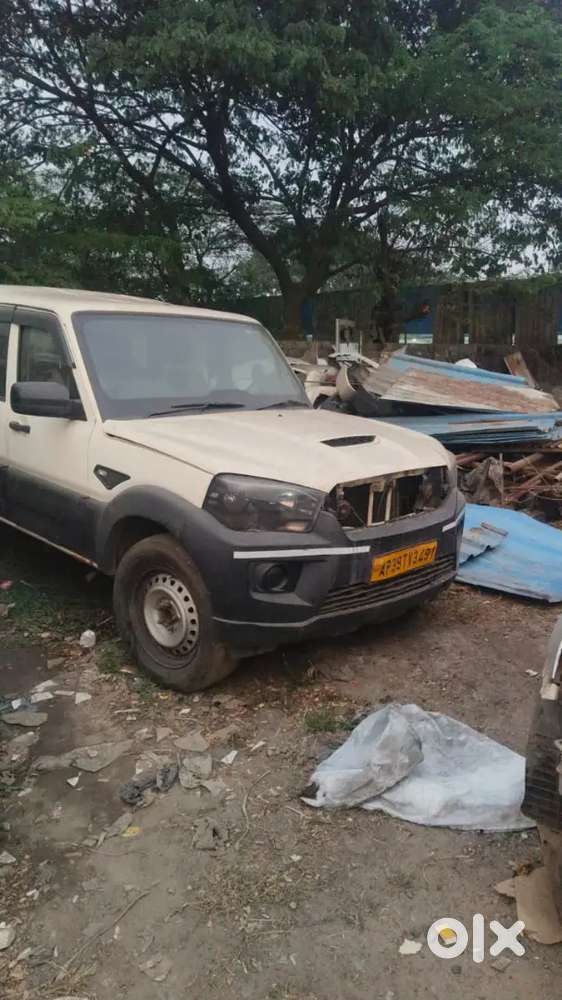 Mahindra Scorpio Classic 2021 Diesel 300000 Km Driven