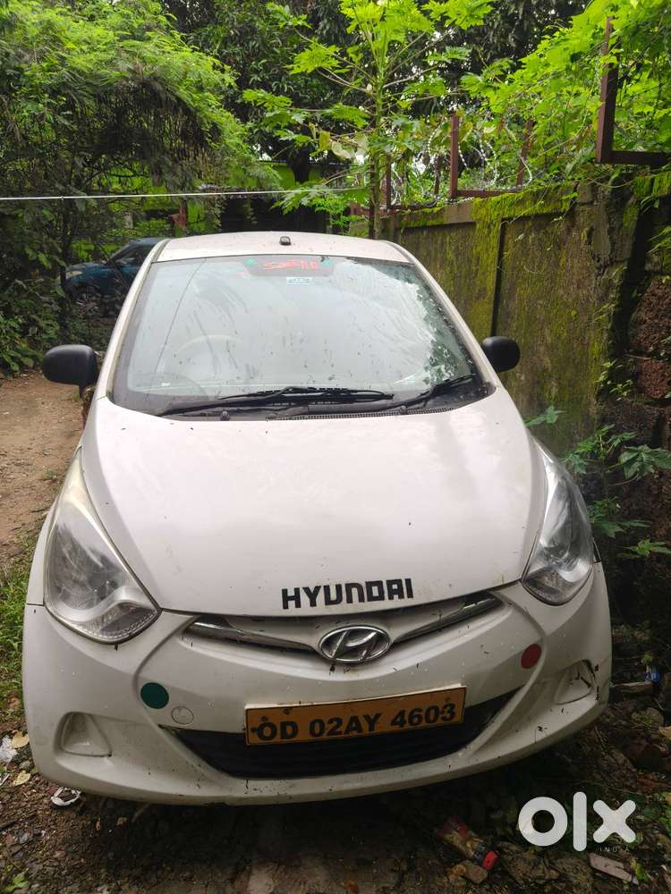 Selling Eon Cng And Petrol