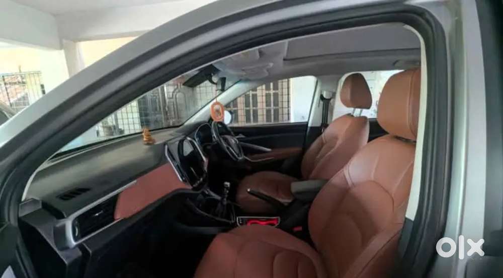 Mg Hector Plus