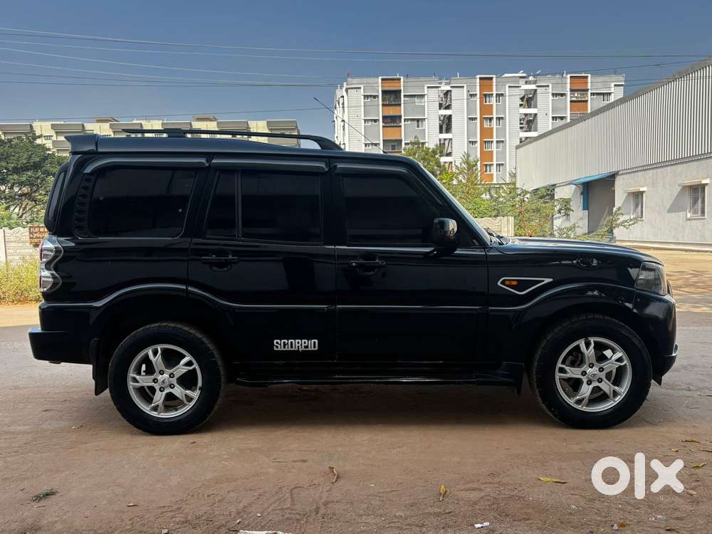 Mahindra Scorpio