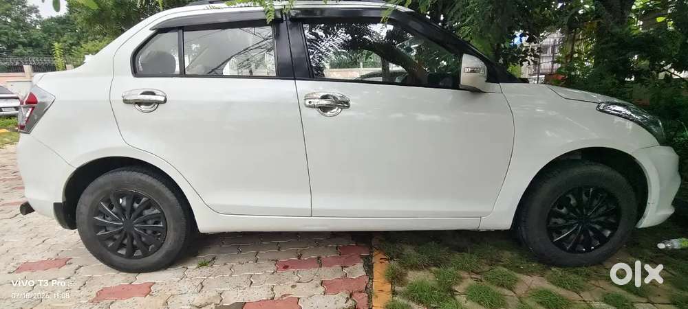 Maruti Suzuki Swift Dzire Vxi Petrol  2017  43,860 Km  Excellent Co