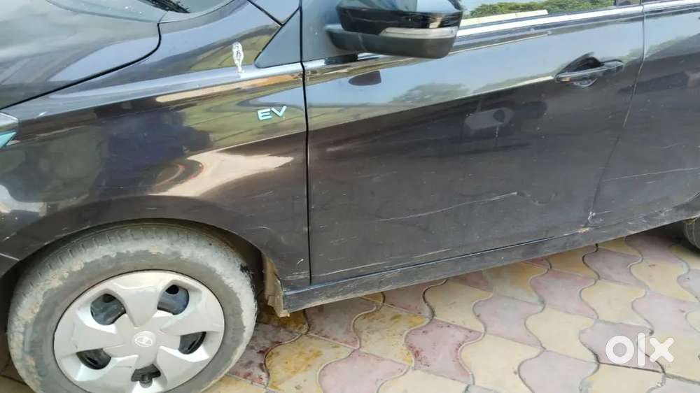 Available For Per Day With Driver 150km Se 200km. Rent Is 3000 Per Day