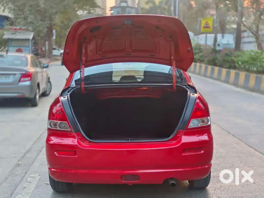 Maruti Suzuki Swift Dzire 2011