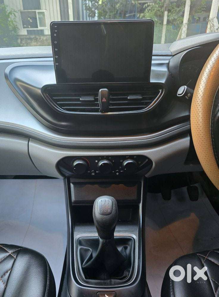 Tata Altroz 1.2 Xe, 2020, Petrol