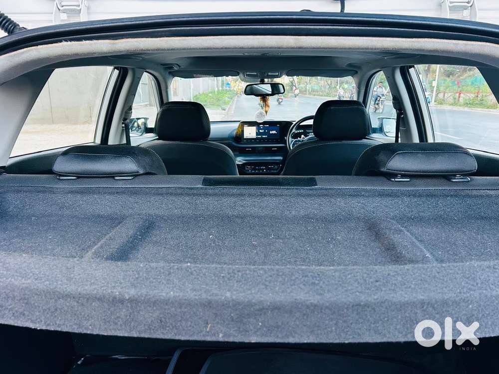 Hyundai I20 Asta (o) 1.2 Mt, 2022, Petrol