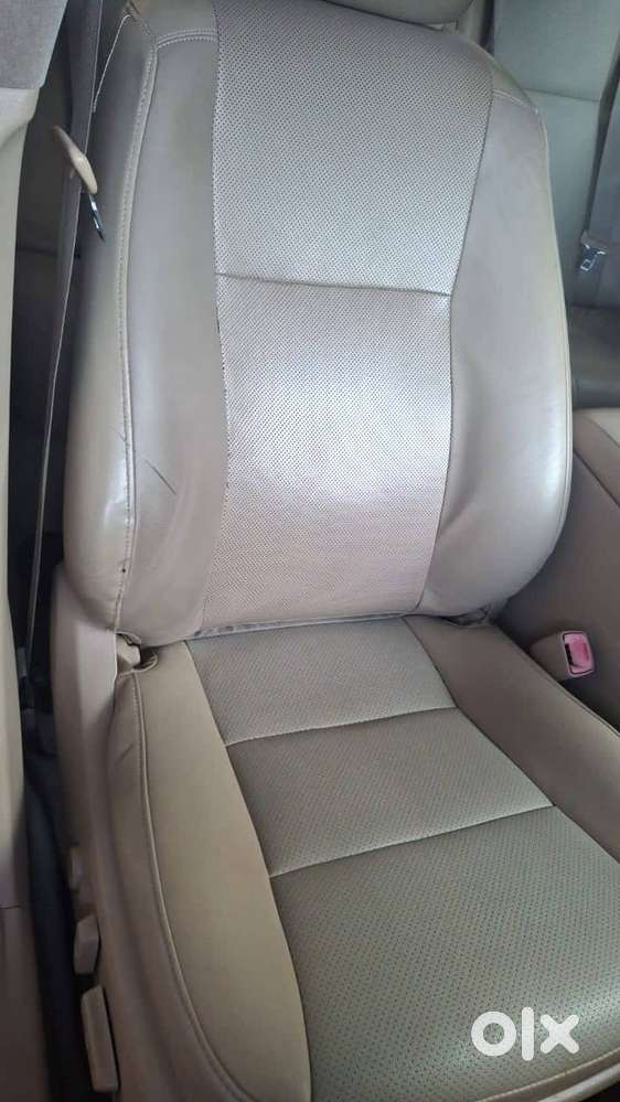 Toyota Camry Dec 2013 Petrol