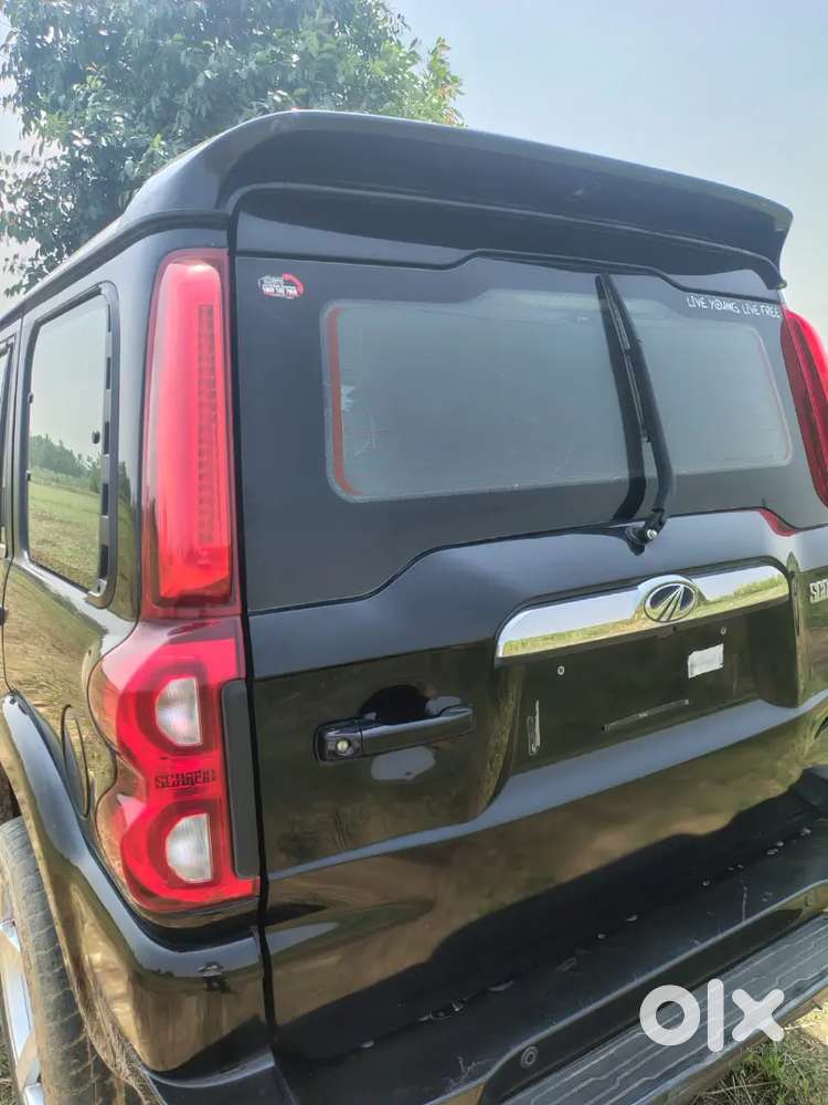 Mahindra Scorpio Classic 2021