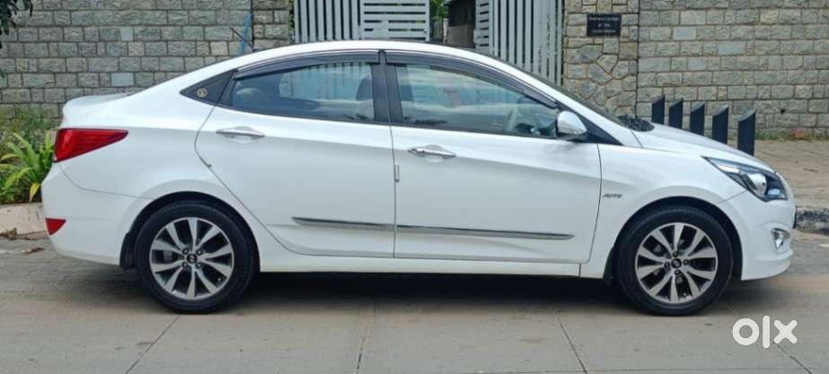 Hyundai Verna 1.6 VTVT S Option, 2015, Petrol