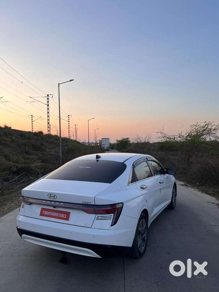 Hyundai New Verna 2025 Petrol 7800 Km Driven