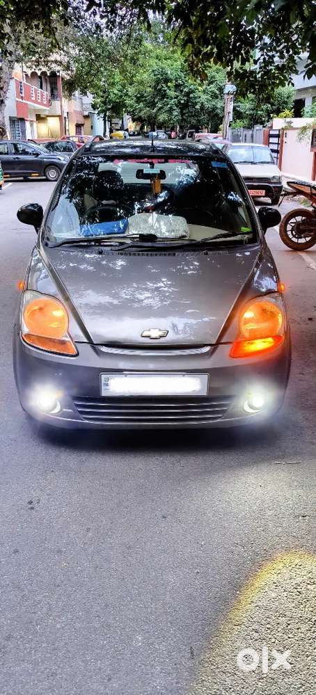 Chevrolet Spark Lt 2011 Petrol  Top-end