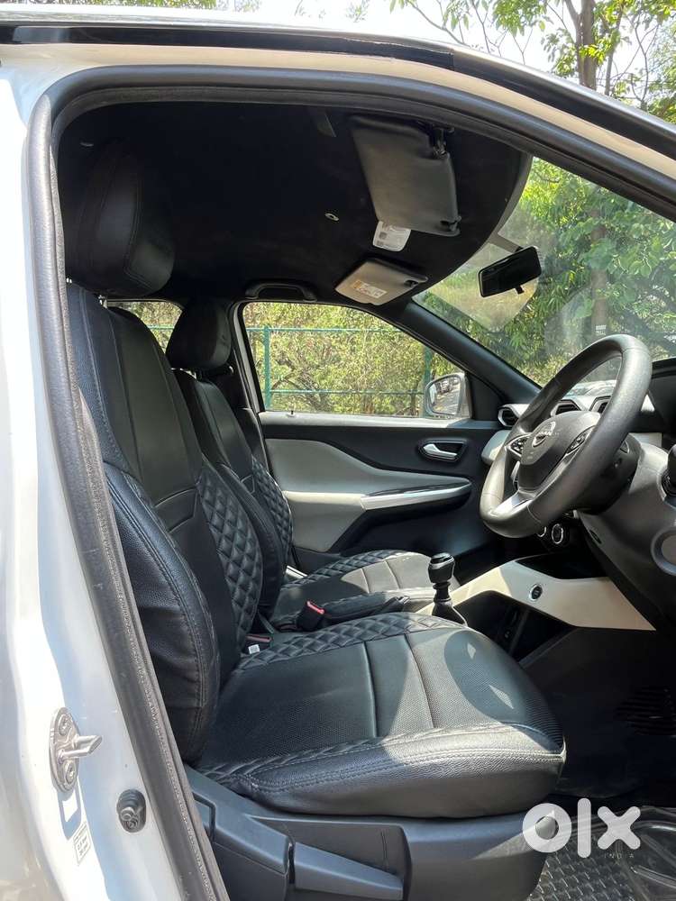 Nissan Magnite 1.0 Xv, 2023, Petrol