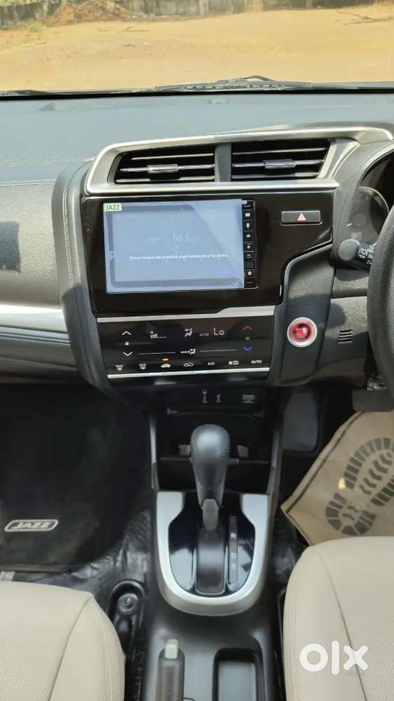 Honda Jazz 2020 Automatic 900 Km Driven