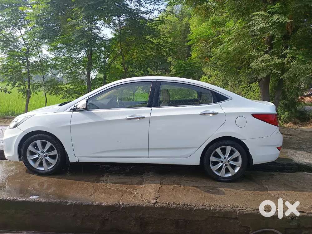 Hyundai Verna Crdi 2011
