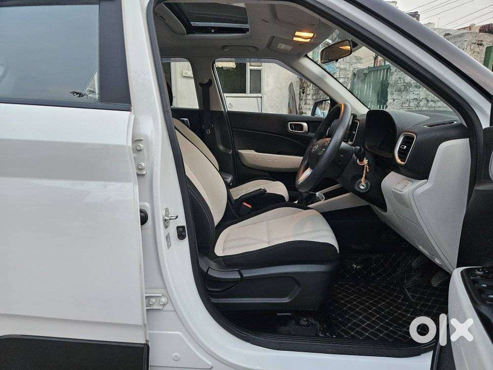 Hyundai Venue S Plus Mt 1.2 Kappa, 2025, Petrol