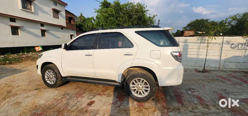 Toyota Fortuner 2014
