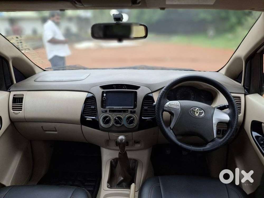 Toyota Innova 2.5 V 7 Str, 2005, Diesel