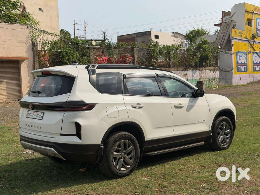 Tata Safari Pure Plus S, 2025, Diesel