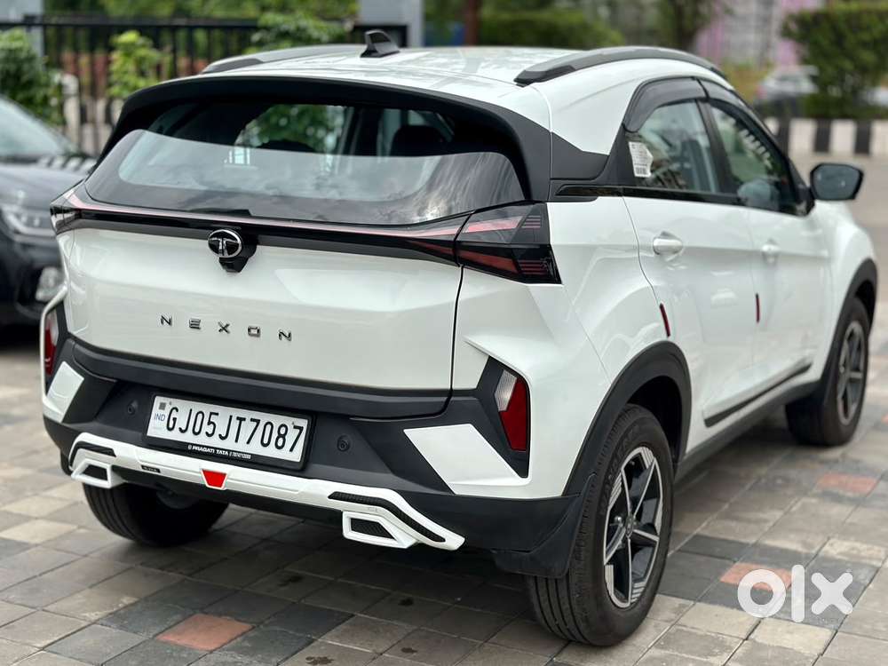 Tata Nexon Creative Plus 1.2 Revotron Petrol 6 Amt, 2025, Petrol